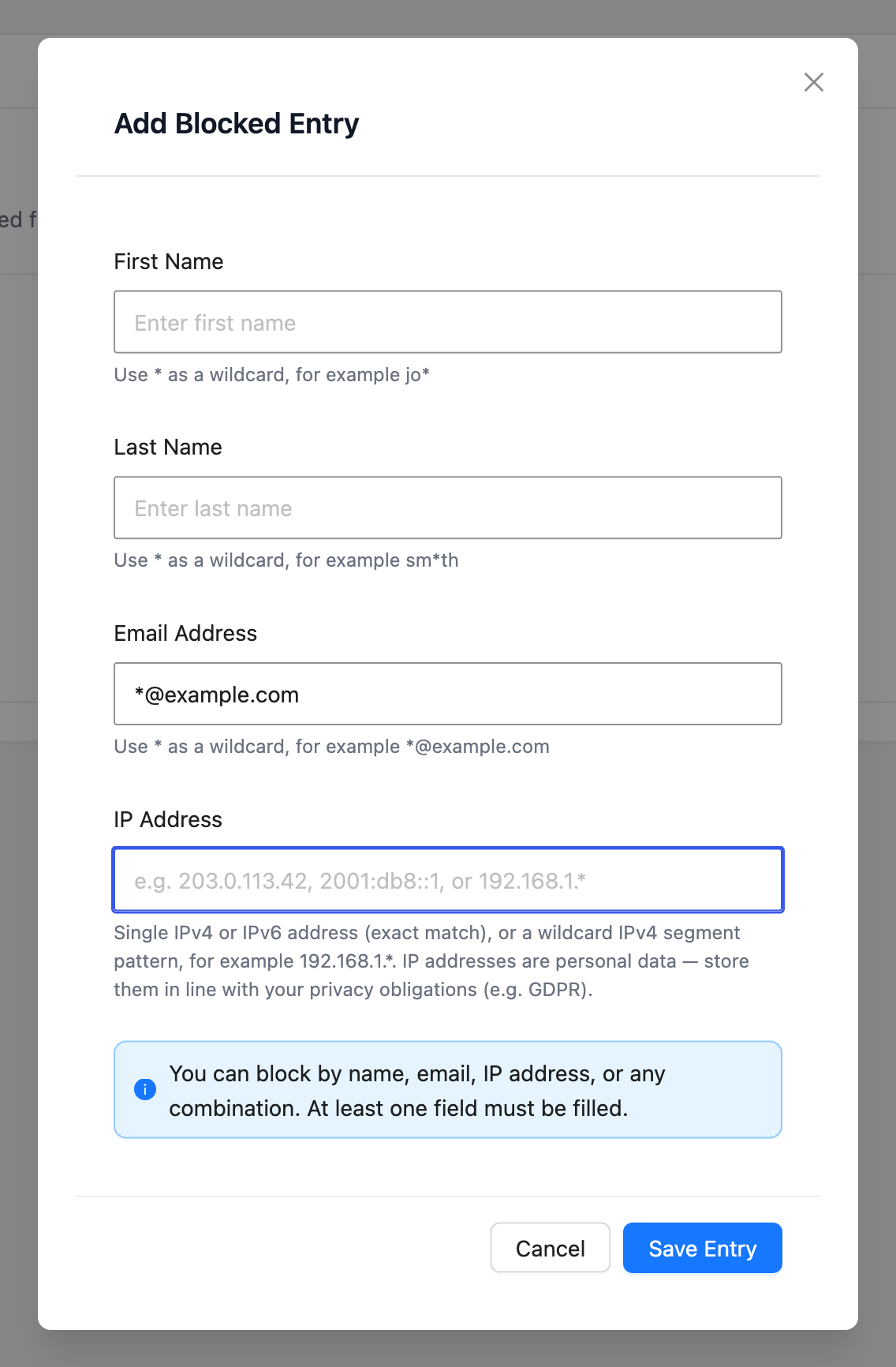 visser-checkout-guard-email-wildcard-example-com - Visser Labs Dialog zum Hinzufügen blockierter Einträge mit *@example.com im Feld E-Mail-Adresse und dem darunter sichtbaren Platzhalterhinweis